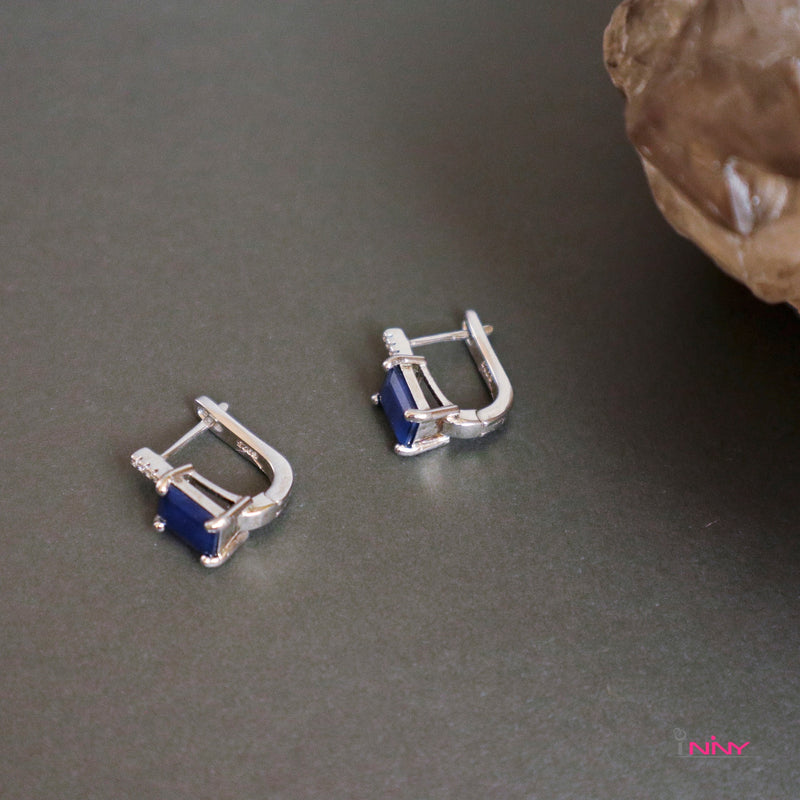 Blue Sapphire 1.7 cts. Earring