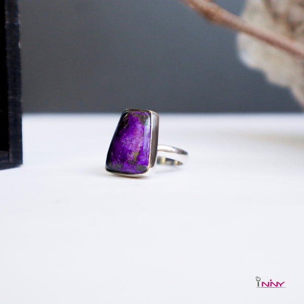 Tripizium Sugilite Ring