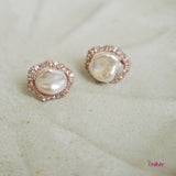 Fresh Pearl with White Sapphire