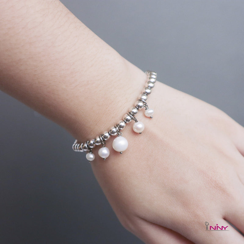 Fresh Water Pearl in Silver Beads Bracelet