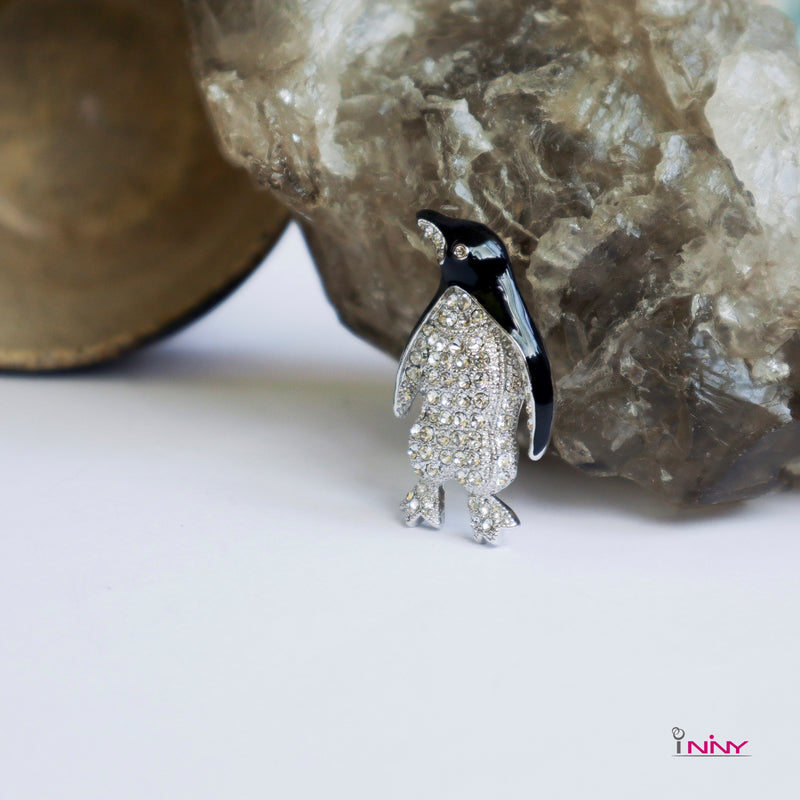 Penguine Brooch
